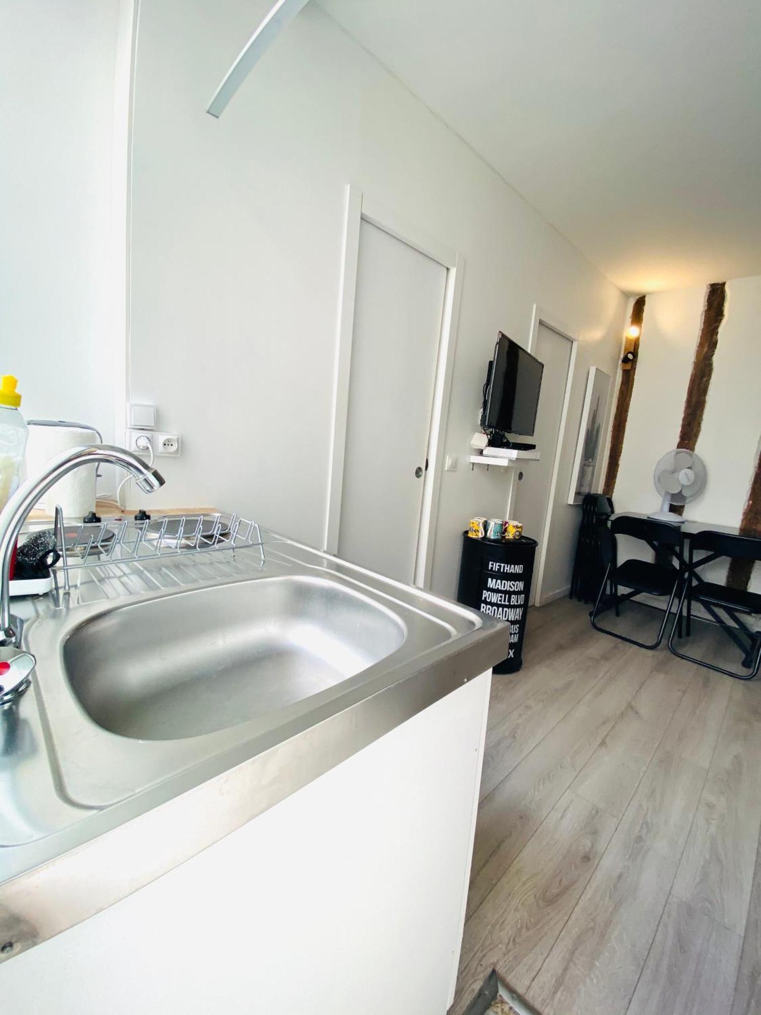 124A Le Marais - Richard Lenoir Working & Living Apartment Paris Luaran gambar