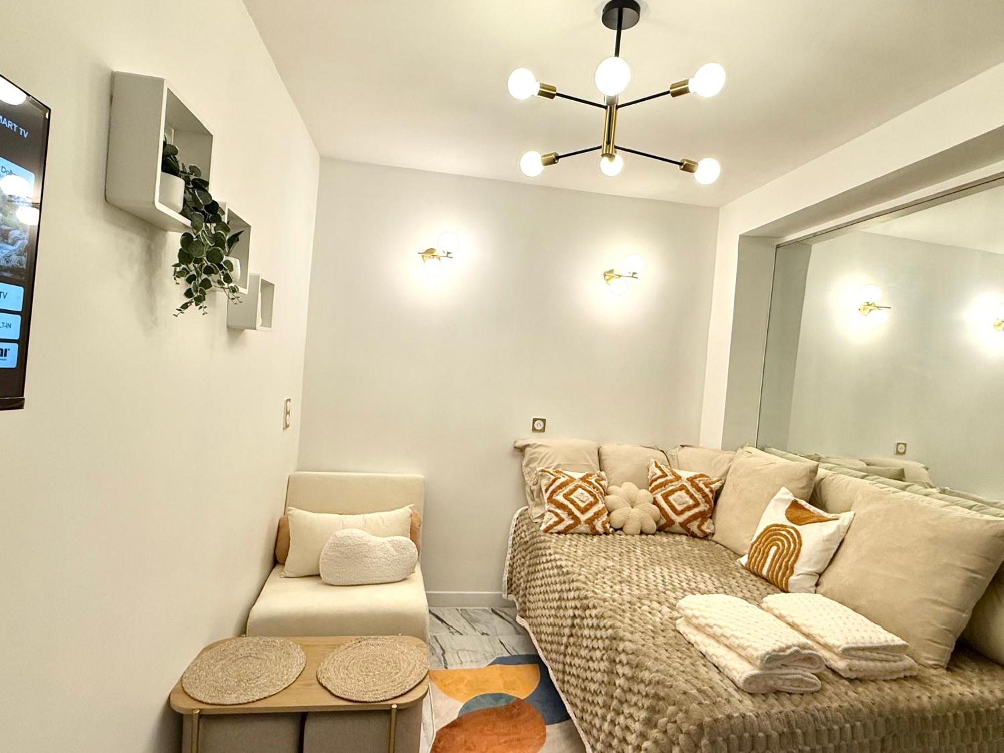 124A Le Marais - Richard Lenoir Working & Living Apartment Paris Luaran gambar